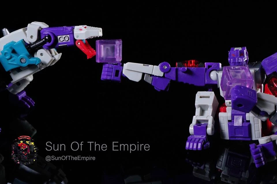 Unique Toys UT YM05 Palm Collection Day & Night Snapdragon Cerebros - Image 6