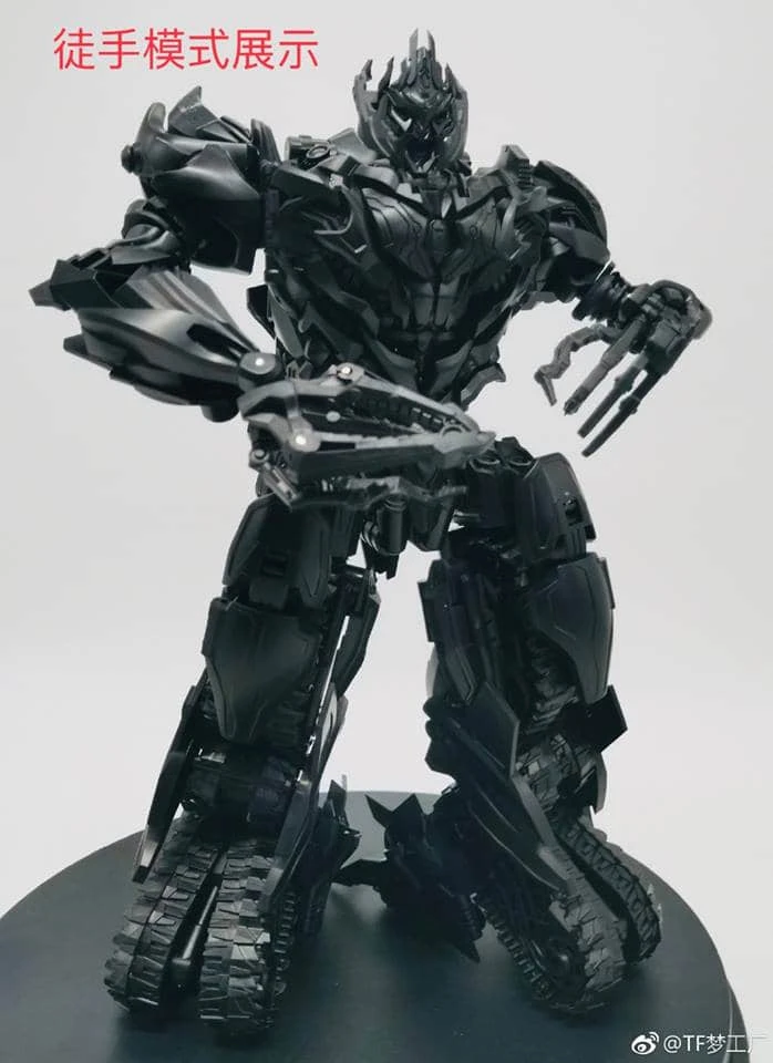 TF Dream Factory GOD-11 ROTF Megatron - Image 9